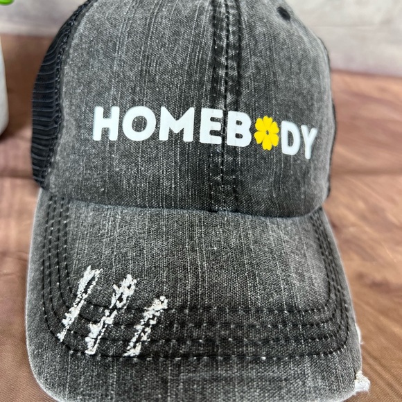 NWOT - VINTAGE TRUCKER HAT, DISTRESSED, ADJUSTABLE - Picture 2 of 11